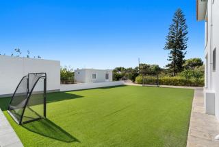 Luxury Villa Coastal Elegance - 5