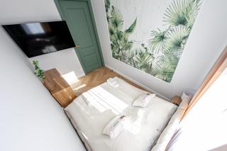 Ola Grand Apartment Sauna & Jacuzzi - 1