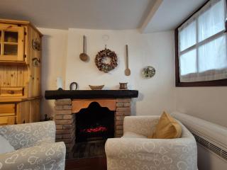 Casa Camilla, Casa Vacanze sulle colline di Lerma - 0