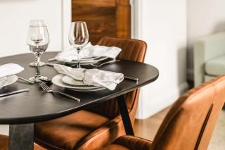 Bright Kensington 1 Bed - 2