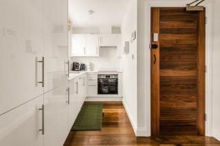 Bright Kensington 1 Bed - 7