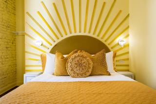 Hollyhock Suite 513 - 1