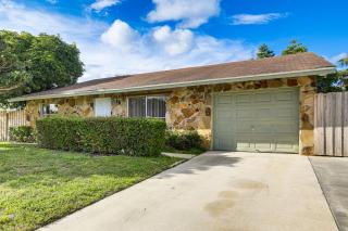 Golf, Shop and Unwind Home 9 Mi to Ocean Inlet Park - 8