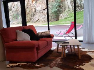 Luxury studio near beaches and shops - 7