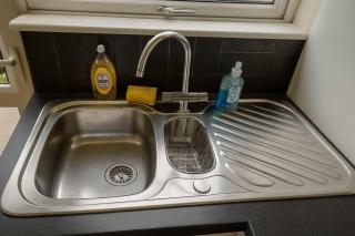 Modern 3-Bed Home in Shirehampton, Bristol - 7