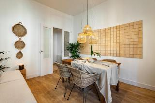 Bingin - 3 bedrooms and balcony in Eixample Dreta - 2