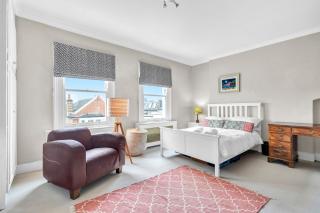 Beautiful family home in Parsons Green - 8