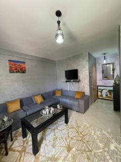 Cozy & Affordable - 10 min to Agadir Beach - 7
