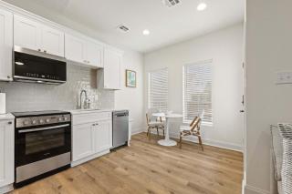 New Double Play Cottage Near Sports Complex - 4