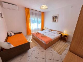 DOBRILA NV Apartment with terrace and sea view - 3