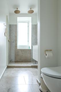 Spacious 3-Bedroom Apartment in Embassy District - 5