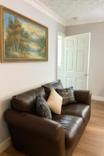 Modern 3BR Coastal Apartment Walk to Beach Sleeps 6 - 8