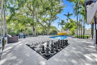 Private Waterfront Paradise - 6