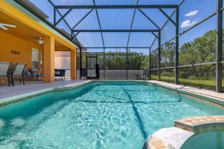 441 Luxurious Villa with Private Pool and Spa 6 Bedrooms 4 Bathrooms - 7