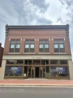 Lux Three Bedroom with Theater - Paducah - 9