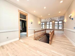 Lux Three Bedroom with Theater - Paducah - 8