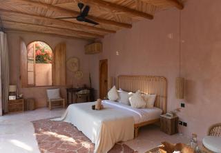 Villa Pinkaboo - Gorgeous and Luxury One-Bedroom Villa in the Heart of Canggu - 5