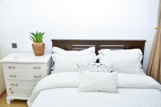 Luxury 2 Bedroom Apartment-Swimming pool,Gym,Kids Play Area - 3