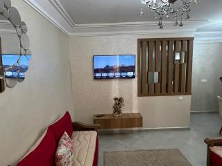 Unique and Cozy Apartme 4min from the beach - 7