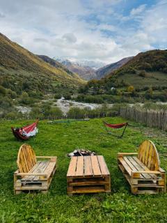 Mountain Shadow Cottage in Racha - 7