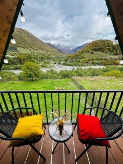 Mountain Shadow Cottage in Racha - 9