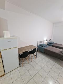 Diana's Cozy 24 Studio - 2