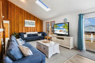 4090 - What A View - 9