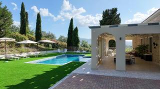 Villa With Pool In The Green Heart Of Umbria - 1