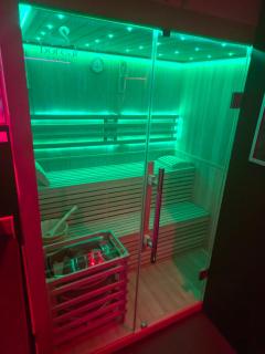 La Cachette Secrète - Maison romantique avec Balnéo et Sauna Privatif à Caen en Normandie - 8