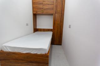 budget rooms for female guest in the heart of Dubai - 1