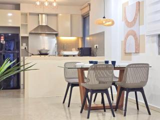 Bintang Fairlane Bukit Bintang #121 near Pavilion KLCC Kuala Lumpur - 9