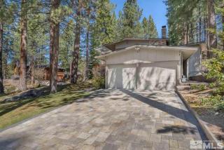 Sunny Lakeview Retreat - Private Beach Access - 9