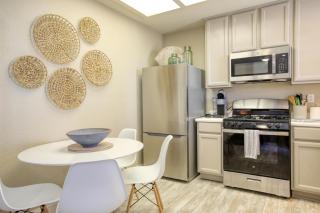 Pacific Plaza #508 - Tranquil Retreat - 1BdrmUp-2Q - 2