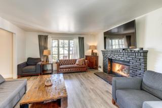 Hot Tub, Walk to Lake and Village Lake-View Home! - 5