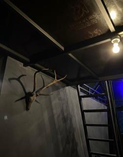 The Black Hut Villa - 3