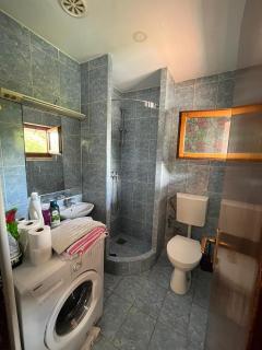 Vacation spot in Sarajevo in a calmest spacious area - 1