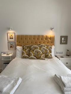 7 Goathill Crescent - 7