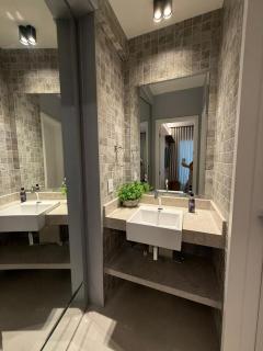 Cozy and Modern with Full Amenities - 5