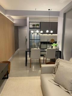 Cozy and Modern with Full Amenities - 2