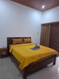 Surya Kencana Homestay - 5