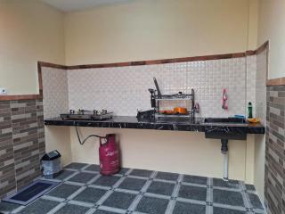 Surya Kencana Homestay - 2