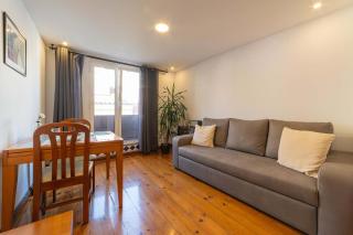 Cozy Bica Flat with Balcony - 0