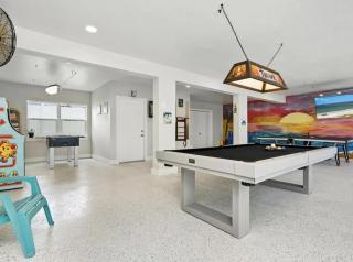 Book Me Baby! Wildflower Inn Siesta Key #3 Orchid - 9