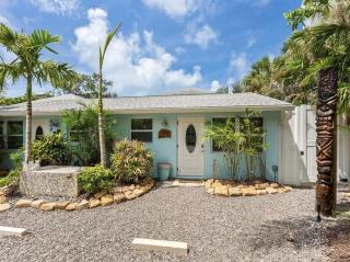 Book Me Baby! Wildflower Inn Siesta Key #3 Orchid - 1