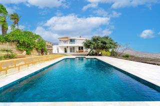 Exclusive villa with ocean and mountain views in San Miguel - 0
