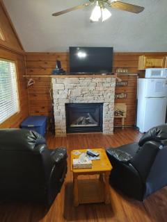 Hearts Desire - Hot Tub, Jacuzzi & Dog Friendly - 3