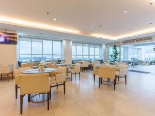 Saint Moritz Hplus Express - 6