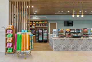 Themed Rooms · Sleeps 12 · Near Disney - 4