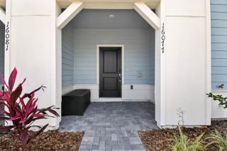 Private Pool Themed Bedrooms - 9