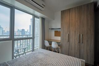 Cozy Crib at Acqua Residences - Rockwell Views - 8